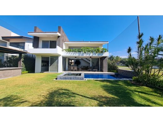 Luxury home in Emiliano Zapata, Morelos