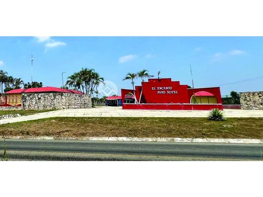 Hotel w Loma Bonita, Oaxaca