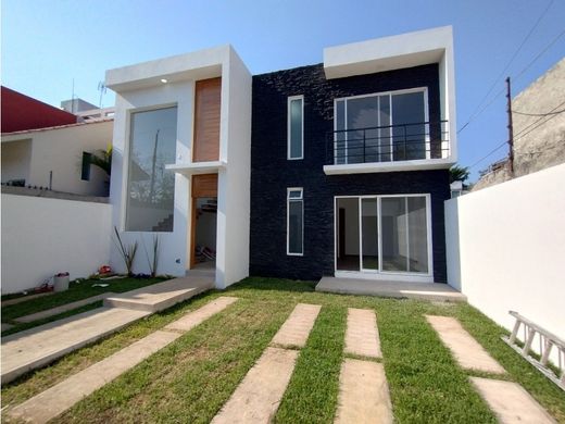 Luxury home in Jiutepec, Morelos