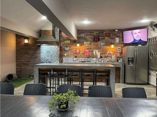 Luxury home for sale in San Nicolás de los Garza