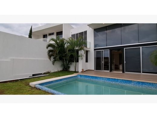 Luxus-Haus in Temixco, Morelos