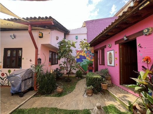 Luxe woning in Pátzcuaro, Michoacán de Ocampo