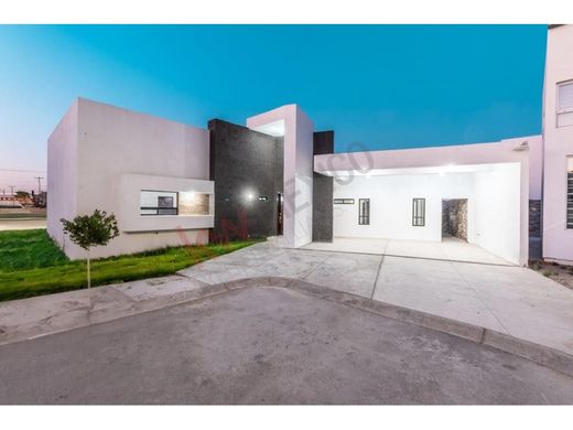 Casa di lusso a Ciudad Juárez, Juárez