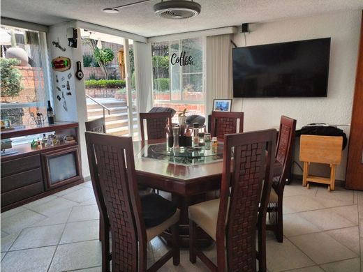 Luxury home in Naucalpan, Naucalpan de Juárez