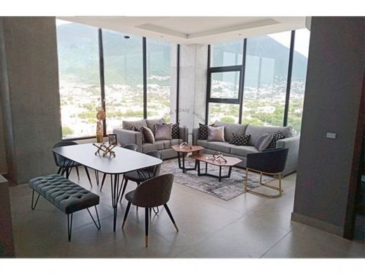 Apartamento - Monterrei, Monterrey