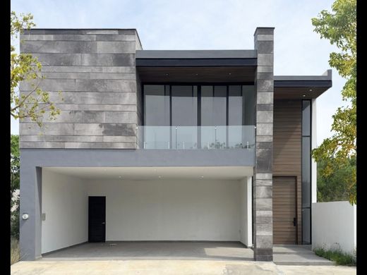 Luxury home in Santiago, Nuevo León