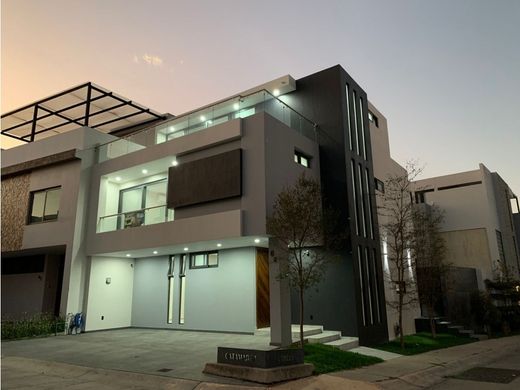 Casa de luxo - Zapopan, Jalisco