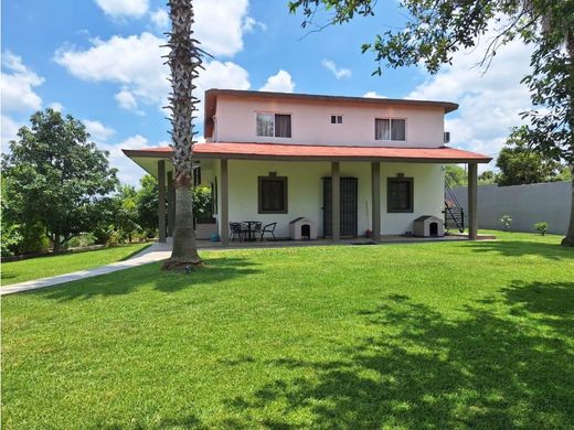 Country House in Ciudad de Allende, Allende