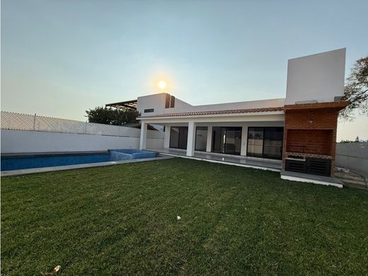 Luxury home in Atlatlahucan, Morelos