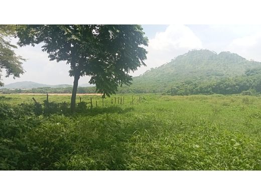 Cortijo o casa de campo en Jiquipilas, Estado de Chiapas