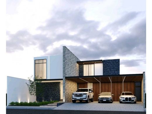 Luxury home in Monterrey, Nuevo León