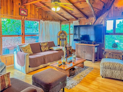 Chalet in Valle de Bravo, Estado de México