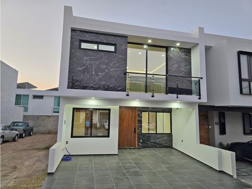Luxury home in Zapopan, Jalisco