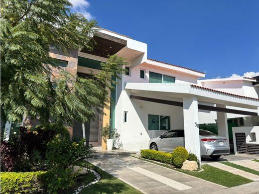 Lüks ev Atlatlahucan, Estado de Morelos