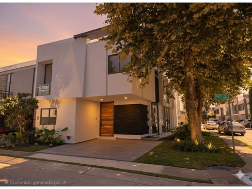 Luksusowy dom w Zapopan, Jalisco