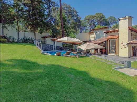 Luxury home in Valle de Bravo, Estado de México
