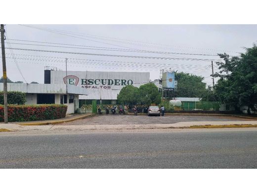 ‏קרקע ב  Cárdenas, Estado de Tabasco