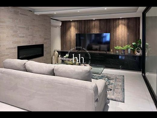 Luxury home in San Pedro, China