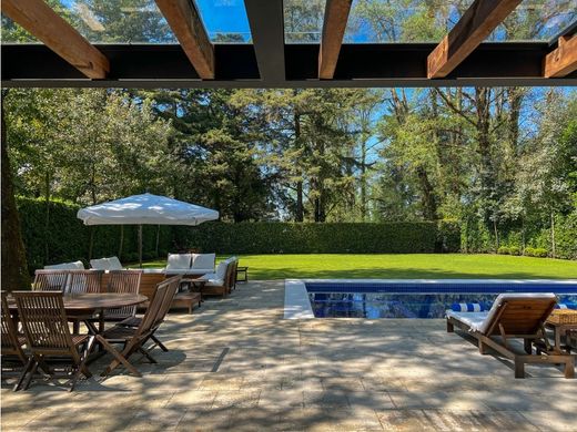 Жилой комплекс, Валье-де-Браво, Valle de Bravo