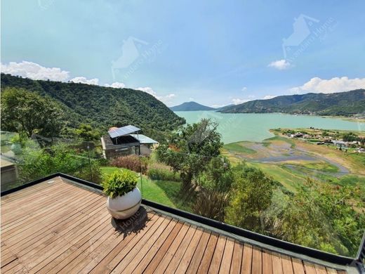 Luksusowy dom w Valle de Bravo, Estado de México