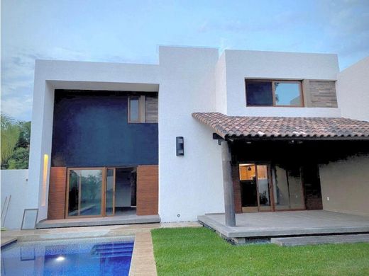 Luxury home in Jiutepec, Morelos