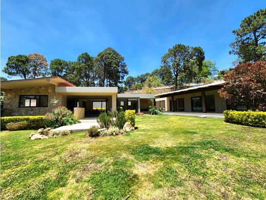 Valle de Bravo, メヒコ州の高級住宅