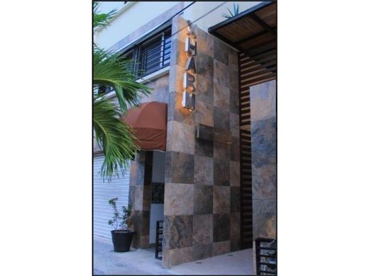 Puerto Morelos, Benito Juárezのアパートメント・コンプレックス