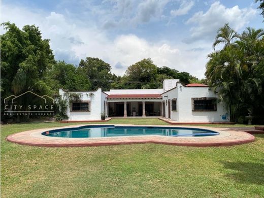 Luxury home in Yautepec, Morelos