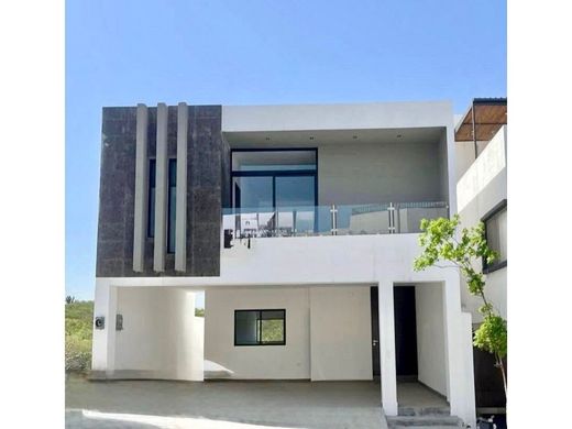 Luxury home in García, Nuevo León