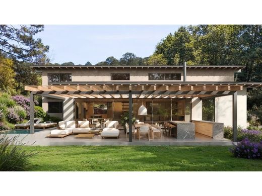 Kamienica w Valle de Bravo, Estado de México