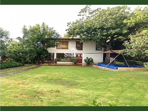 Luxury home in Valle de Bravo, Estado de México