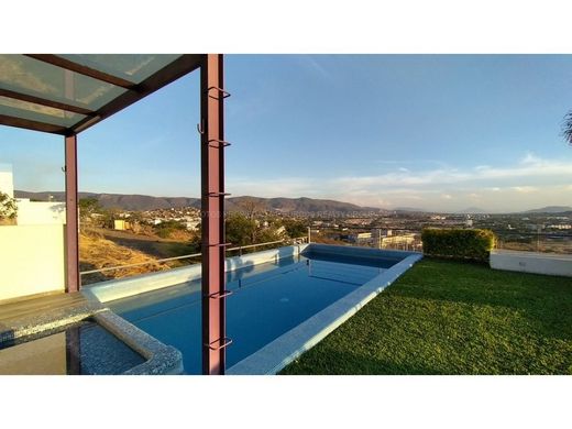 Luksusowy dom w Temixco, Morelos