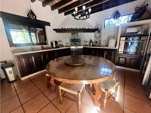 منزل ﻓﻲ Valle de Bravo, Estado de México