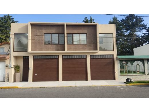 Casa de lujo en Toluca de Lerdo, Toluca