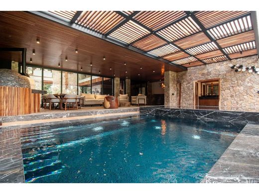 Luxury home for sale in Atlatlahucan