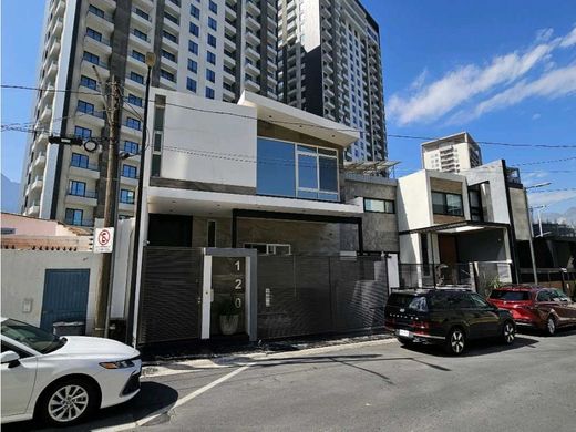 Casa di lusso a Santa Catarina, Nuevo León