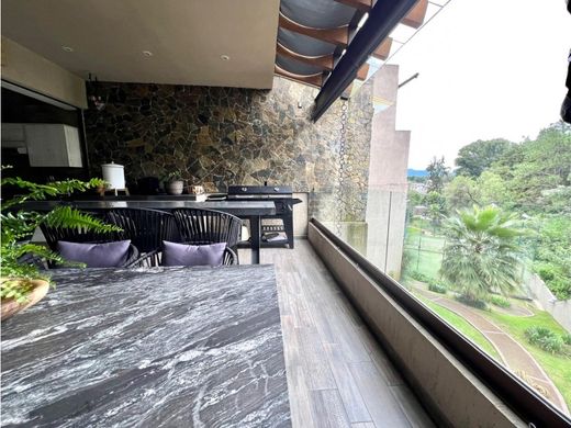 Complexes résidentiels à Valle de Bravo, Estado de México