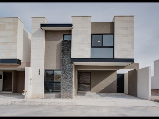 Luxe woning in Saltillo, Coahuila de Zaragoza