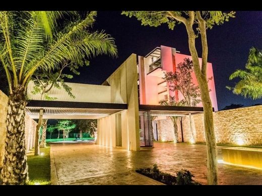 أرض ﻓﻲ Mérida, Estado de Yucatán