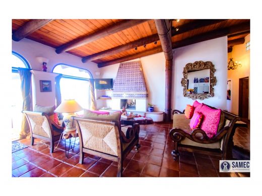 Luxury home in Rosarito, Playas de Rosarito