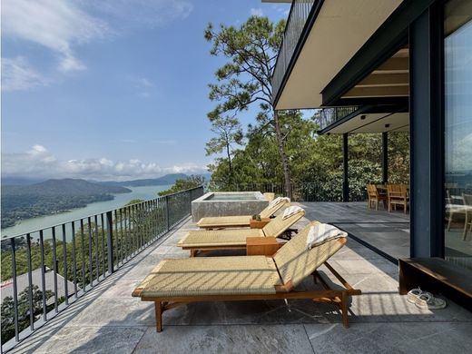 ‏בניין ב  Valle de Bravo, Estado de México