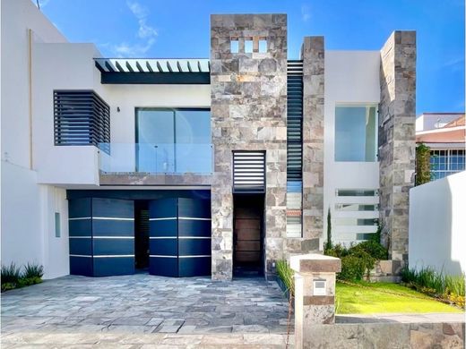 Casa de lujo en Metepec, Estado de México