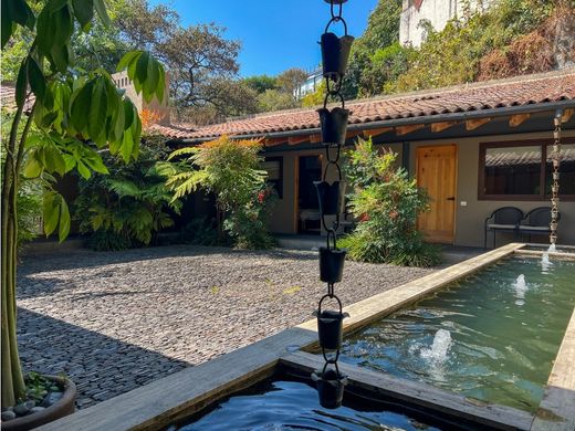 Casa di lusso a Valle de Bravo, Messico (stato federato)