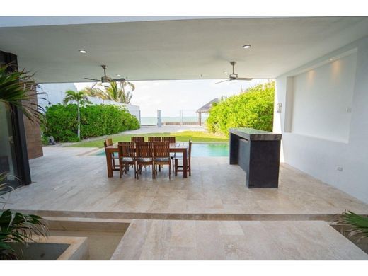 Maison de luxe à Progreso, Yucatán