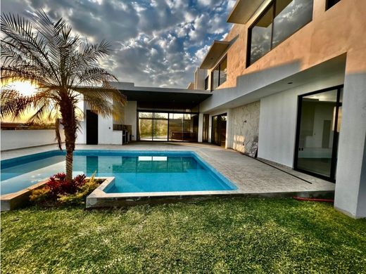 Luxus-Haus in Atlatlahucan, Morelos