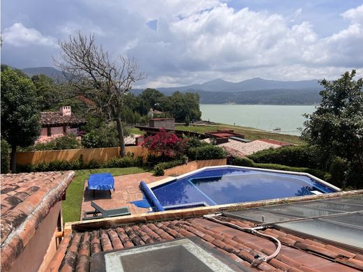 Элитный дом, Валье-де-Браво, Valle de Bravo