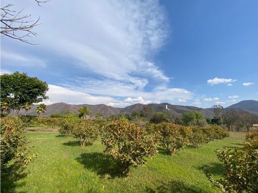 Terreno a Valle de Bravo, Messico (stato federato)