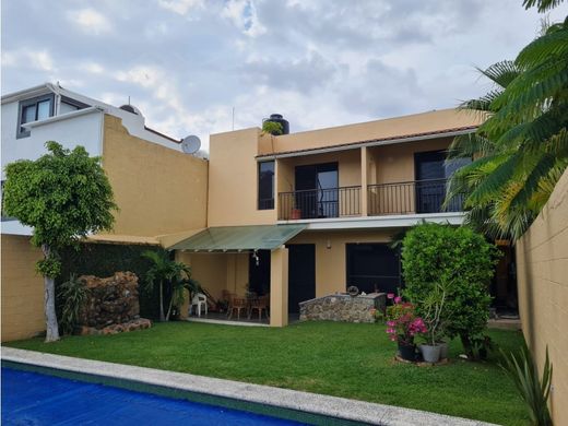 Luxury home in Lomas de Ahuatepec, Cuernavaca