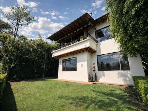 Элитный дом, Валье-де-Браво, Valle de Bravo