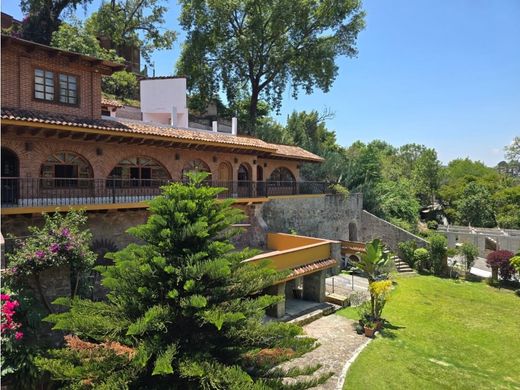 Luxury home in Valle de Bravo, Estado de México